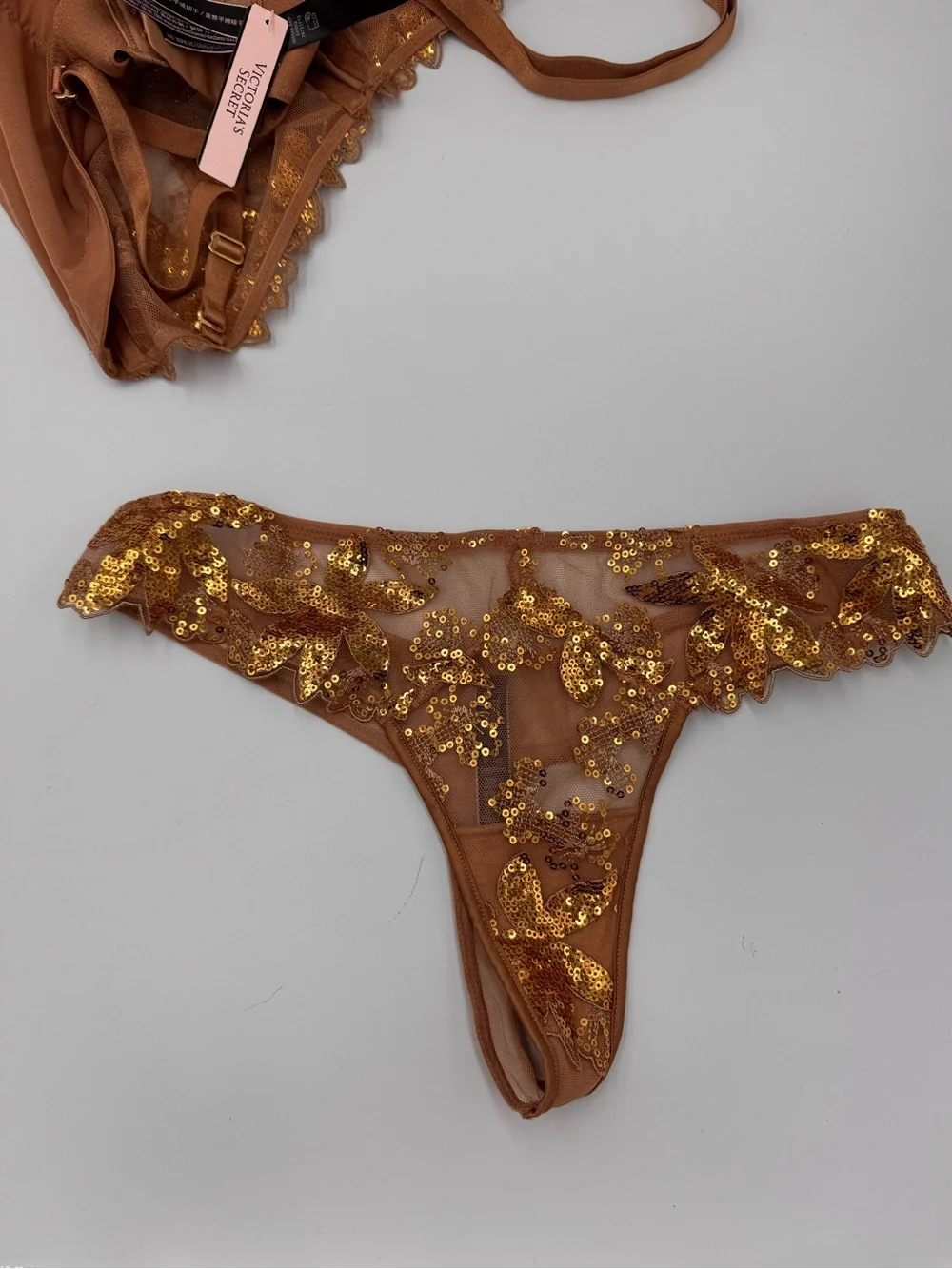 NWT Victoria’s Secret Very Sexy Gold Sequin Embroidered Lingerie Set 34D/M